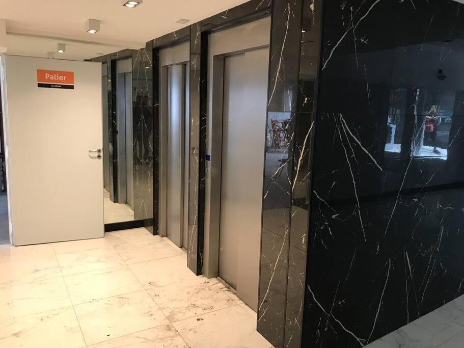 Suite In San Telmo Dormitorio En Suite Con Dos Banos Y Balcon A La Calle Buenos Aires Dış mekan fotoğraf