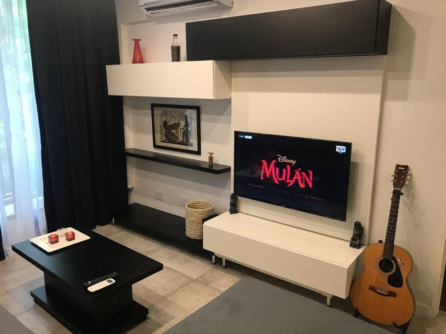 Suite In San Telmo Dormitorio En Suite Con Dos Banos Y Balcon A La Calle Buenos Aires Dış mekan fotoğraf
