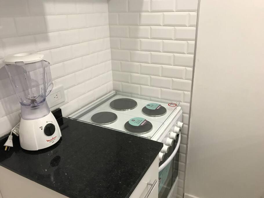 Suite In San Telmo Dormitorio En Suite Con Dos Banos Y Balcon A La Calle Buenos Aires Dış mekan fotoğraf